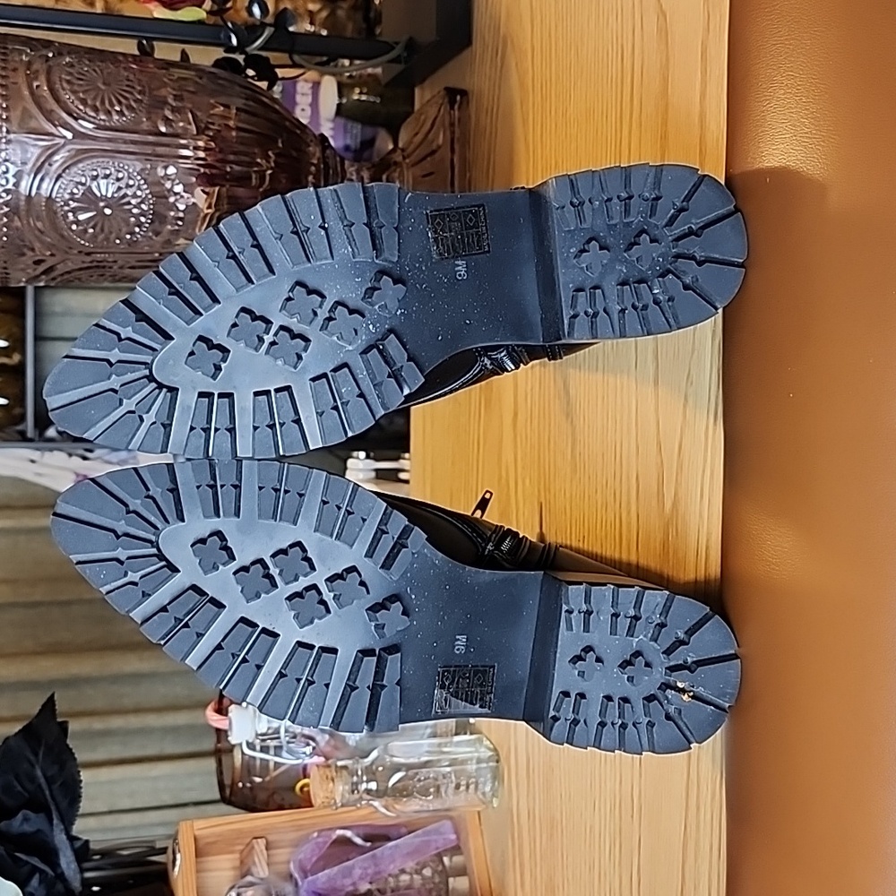 Foxblood Essex Women's Boots - Picture 6 of 6